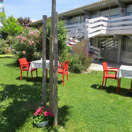 Hotel Kyriad Cap Sud Avignon Exterior foto