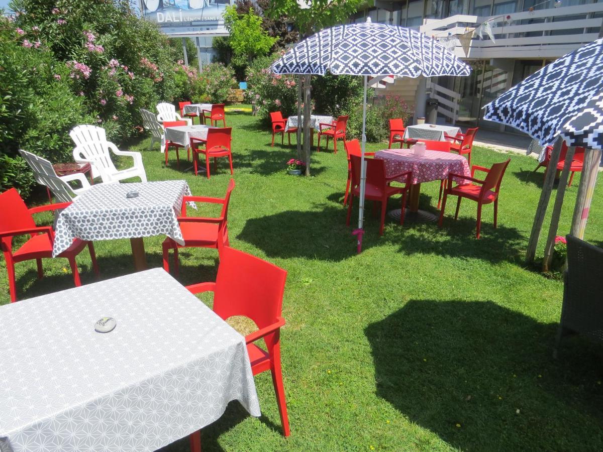 Hotel Kyriad Cap Sud Avignon Exterior foto
